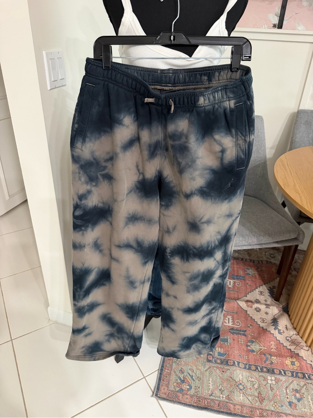 Jordan Heritage Tie Dye Fleece Sweatpants Woman’s Size Large Comfort